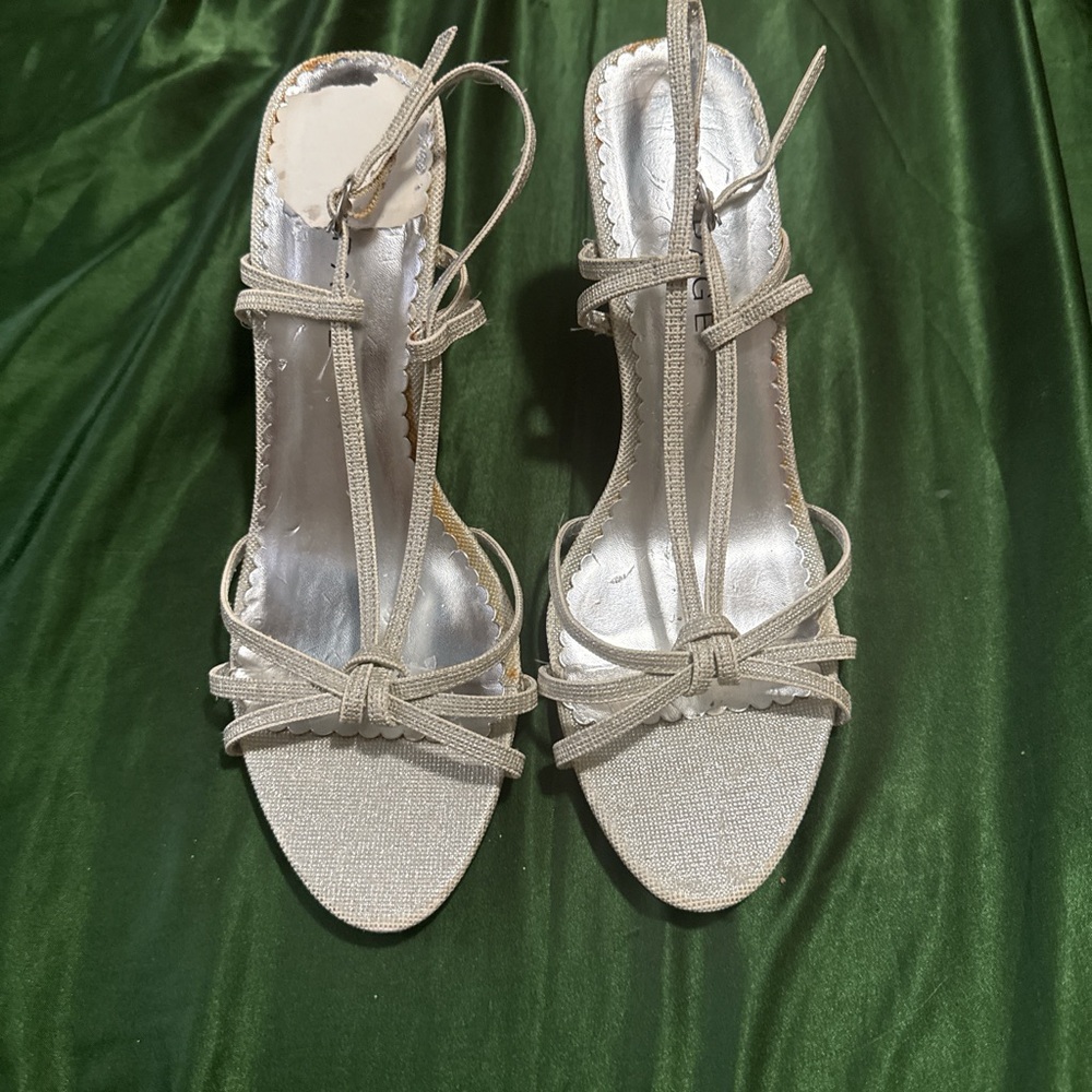 Rampage Silver Strappy Knot Heels